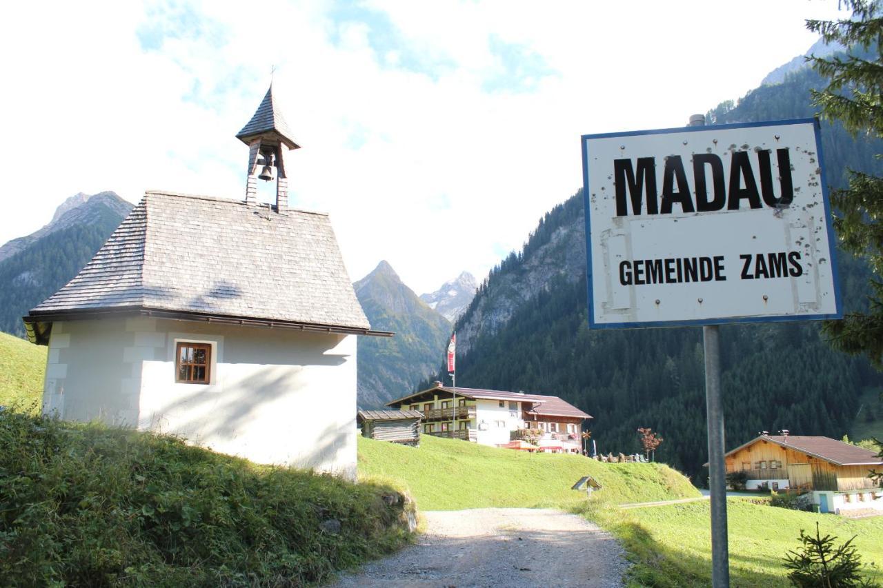 Berggasthaus Hermine Madau Zams Exteriér fotografie